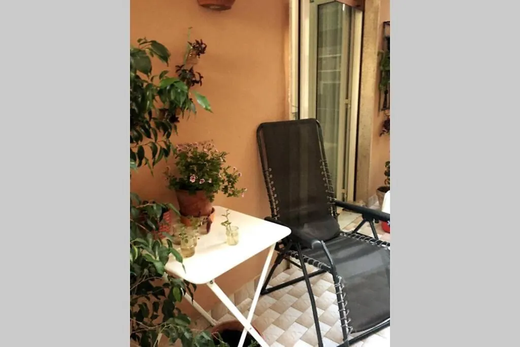 Verde Centrale Home Portici 0*,